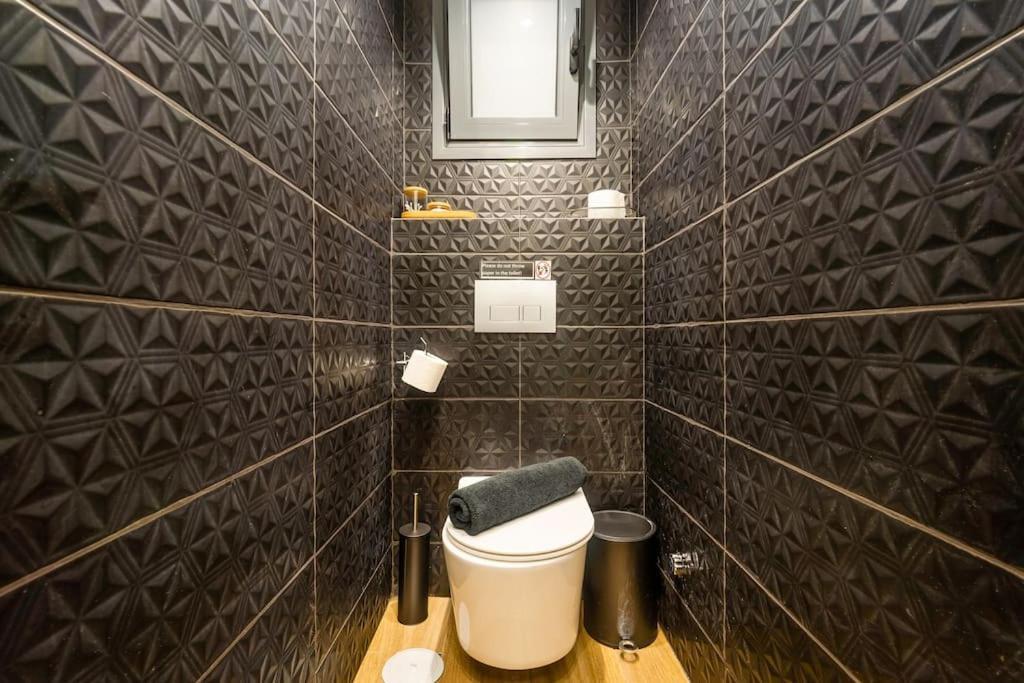 Super Stylish Apartments In The Heart Of Athens! Exterior photo